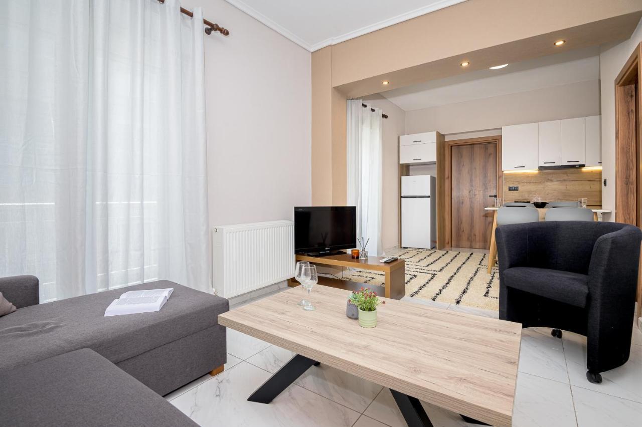 J&S Lux Central Suite 1 อเล็กซานโดรโพลิส ภายนอก รูปภาพ