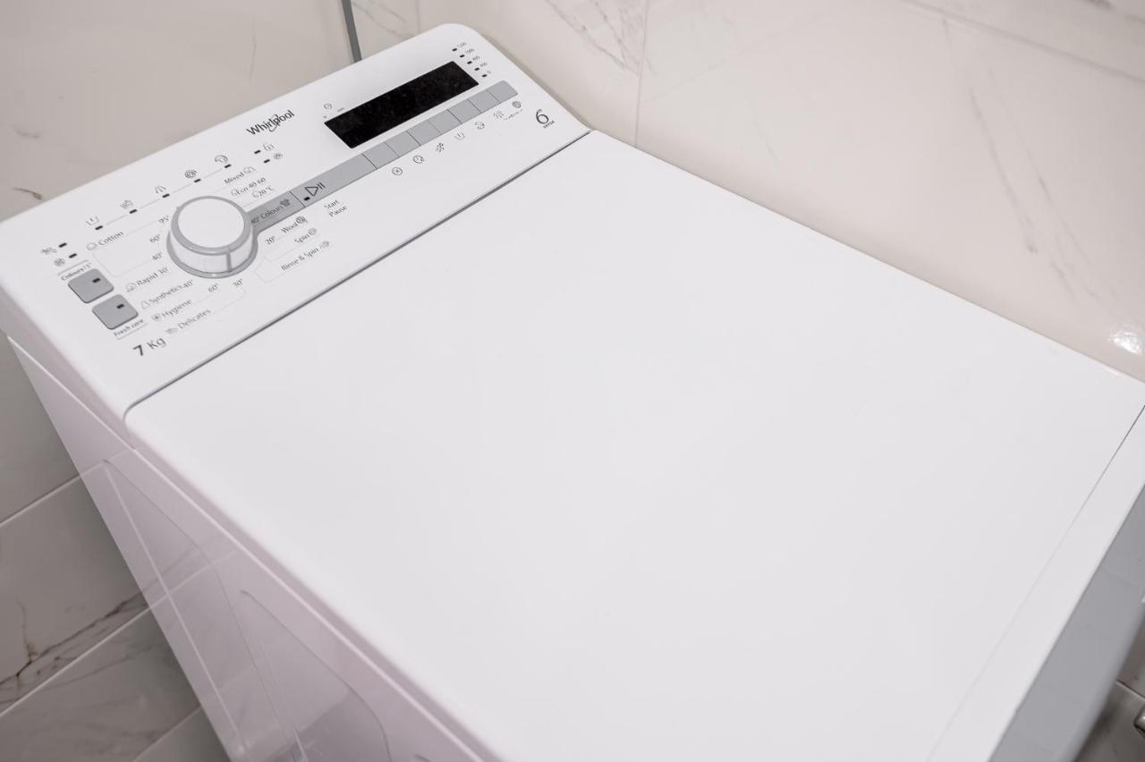 J&S Lux Central Suite 1 อเล็กซานโดรโพลิส ภายนอก รูปภาพ