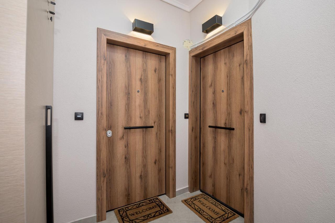 J&S Lux Central Suite 1 อเล็กซานโดรโพลิส ภายนอก รูปภาพ